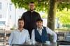Max Bianchi (rechts) führt das «Rössli» neu. Ihm zur Seite stehen Küchenchef Fabrice Holbein (Mitte) und der Chef de…