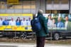 Die ersten Plakate kündigen in Adliswil die Wahlen vom 8. März an.