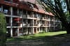 Das Alterswohnheim Oeggisbüel wird abgerissen und durch einen Neubau mit 90 Alterswohnungen ersetzt.
