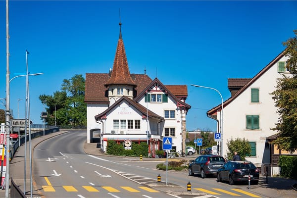 Rüschlikon Fussgängerübergang beim Bahnhof