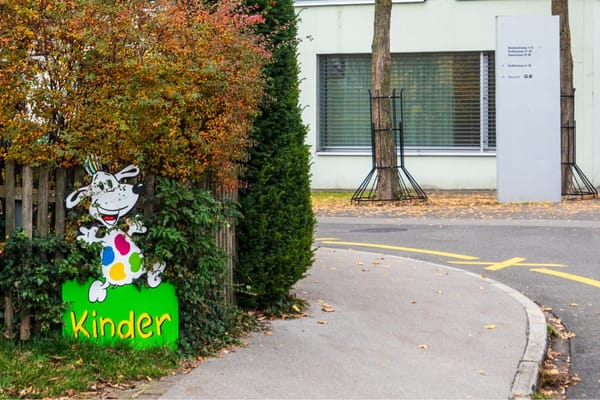 Insgesamt zahlen künftig die meisten Familien in Thalwil mehr, wenn ihre Kinder den Hort besuchen.