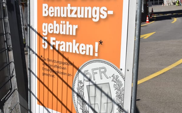 Wird bald gestrichen: die Gebühr von fünf Franken im Entsorgungspark Adliswil.