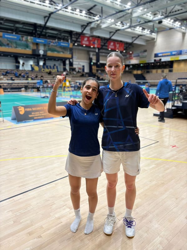 Erreichten das Finale in Finnland: Nishka Karma (links) und Victoria Düberndorfer.