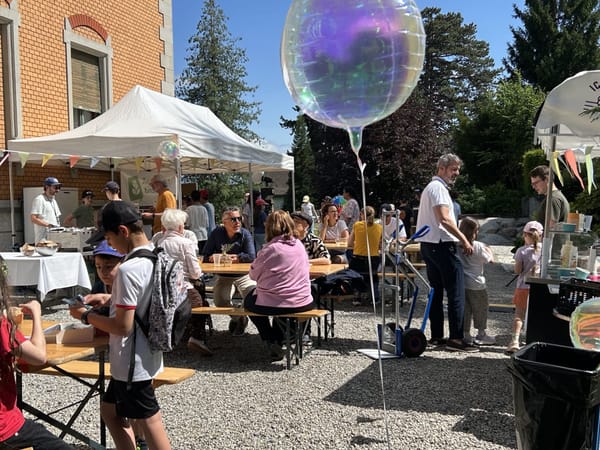 Party zum 40-Jahr-Jubiläum der Jugendarbeit in Rüschlikon: Das Angebot hat sich geändert, ist aber weiterhin sehr beliebt.