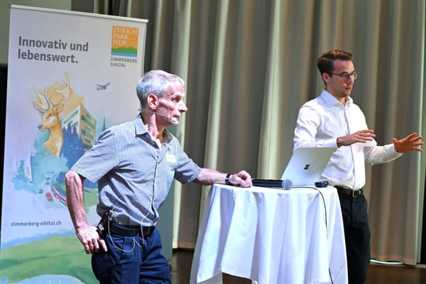 Diskutierten über die alternde Gesellschaft: Mathias Binswanger (links) und Nationalrat Andri Silberschmidt.
