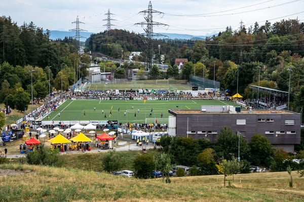 2'650 Personen verfolgten das Fussballspektakel in Thalwil.