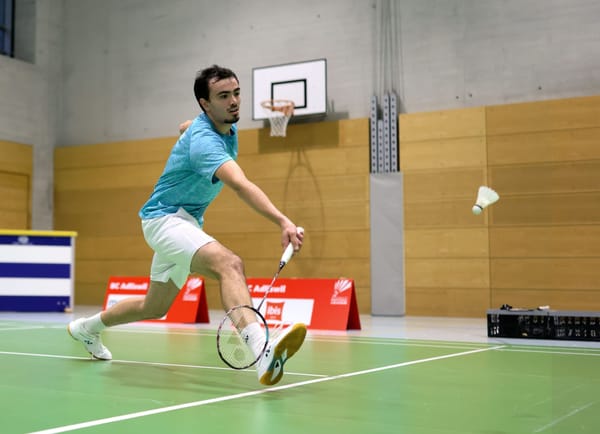 Patrick Zbinden, spielte gegen Schweizermeister Nicolas A, Müller gross auf.