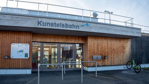 Thalwiler Eisbahn ab 7. November offen